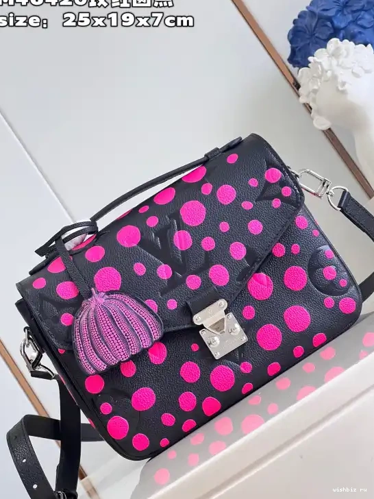 WIS VUITTON POCHETTE MÉTIS x LOUIS  YK 0510